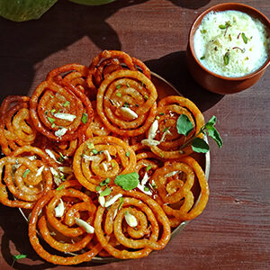 Jalebi 100 Gram (ขนมแป้งทอด หวาน กรอบ)