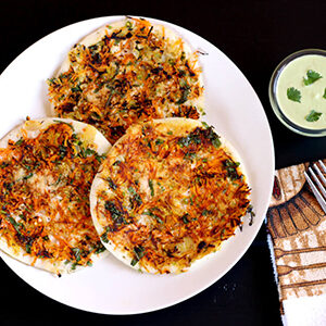 Mix Vegetable Uthappam With Coconut Chutney